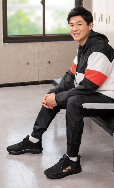 PUMA FTR コネクト 1.5 01/BLG モデル着用イメージ