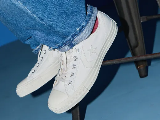 CXP OX WHITE 足元にフォーカス