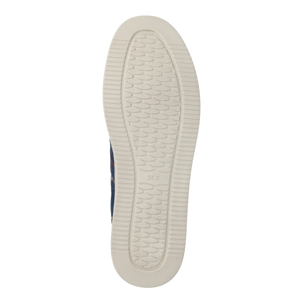 レースアップシューズ