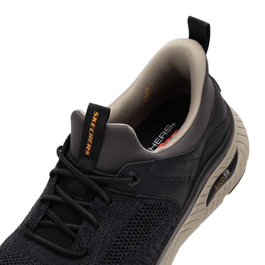 ARCH FIT CROSSER-EMERIC