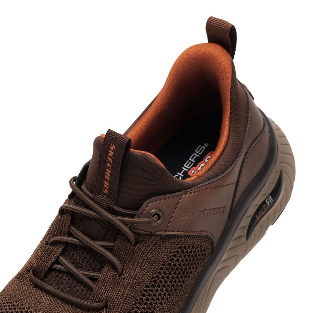 ARCH FIT CROSSER-EMERIC