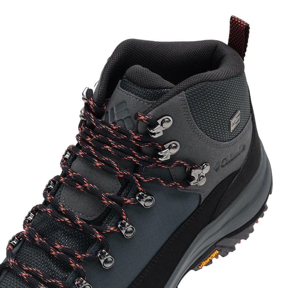 スティーンズピーク