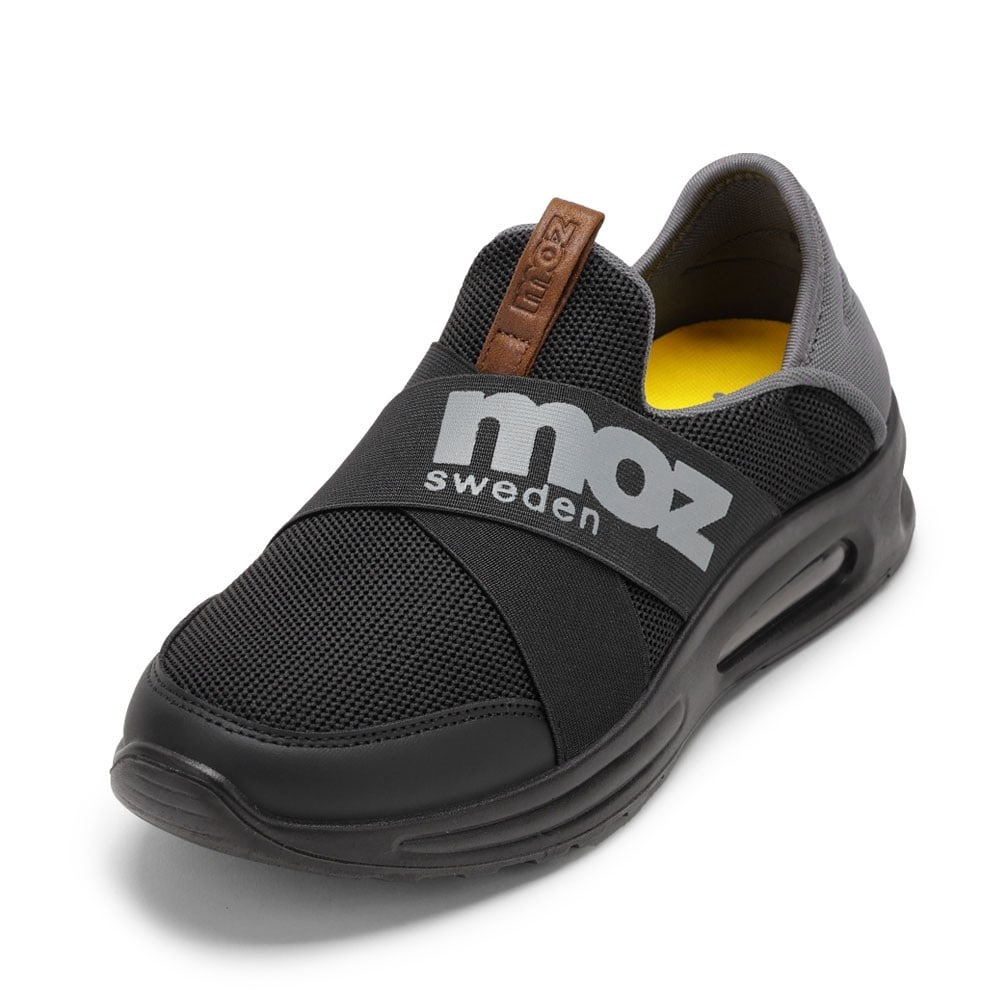 クロスベルトキックバックシューズ