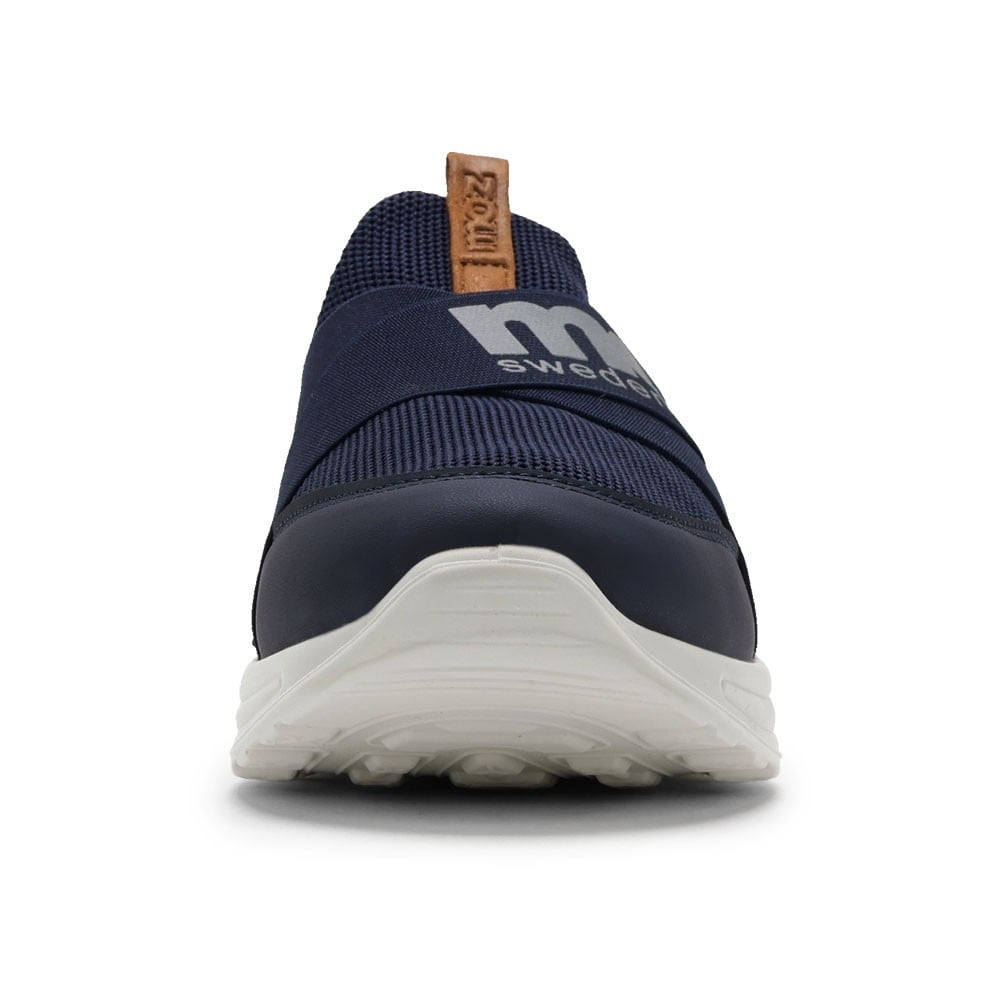 クロスベルトキックバックシューズ