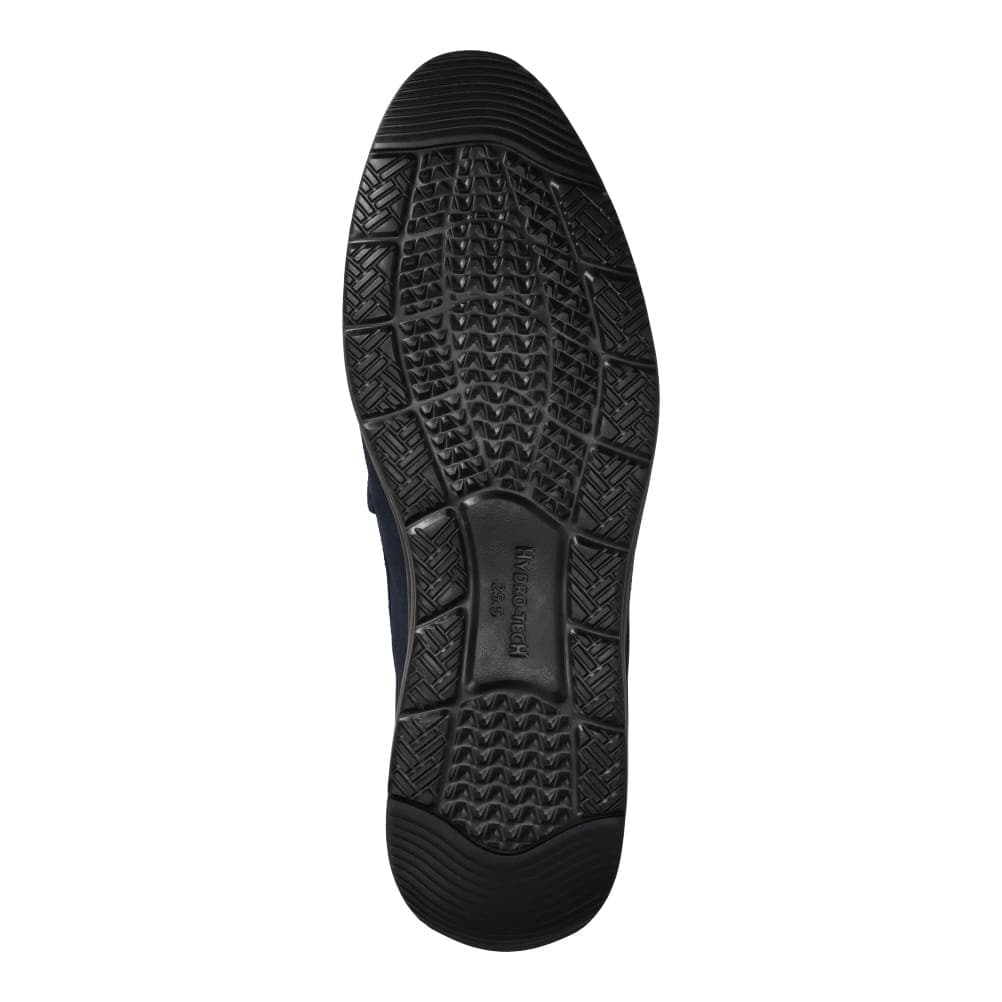 軽量ドライビングシューズ