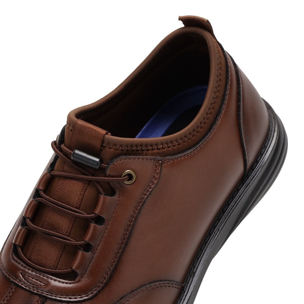 ビジネススニーカー