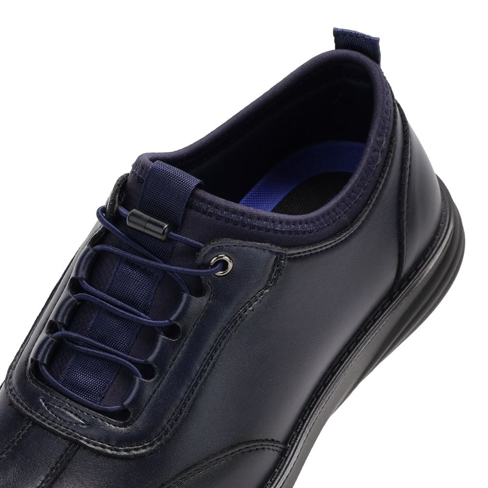 ビジネススニーカー