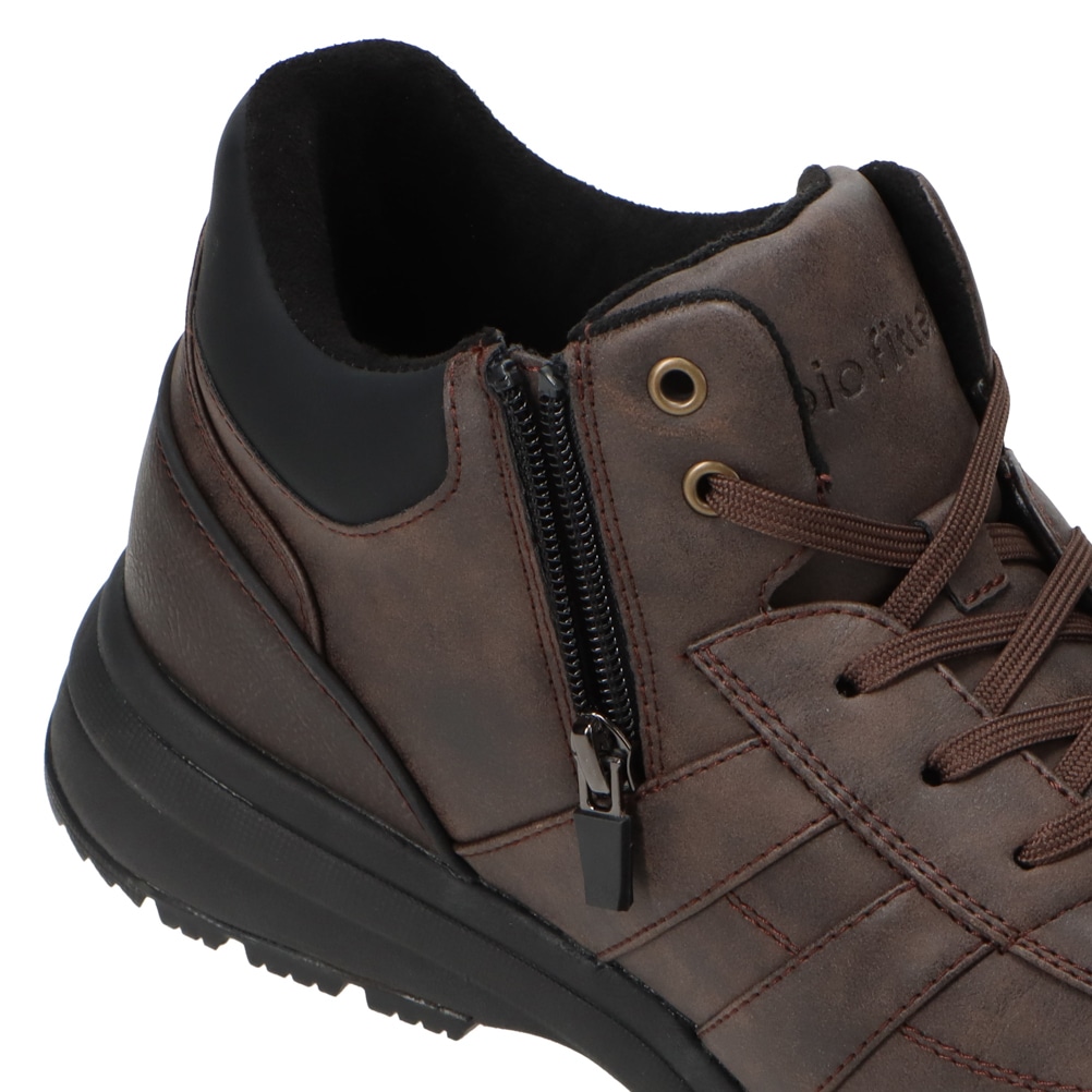 幅広ウィンターシューズ