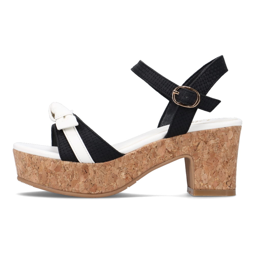 リボン付きアンクルストラップサンダル