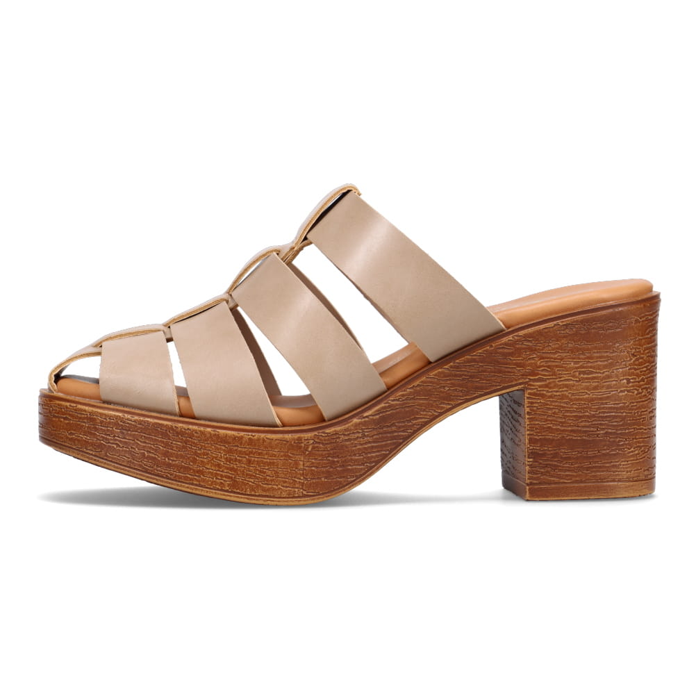 厚底モードサンダル