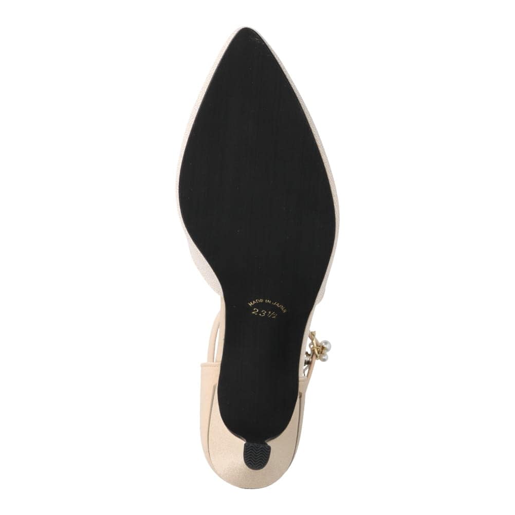 ストラップパンプス