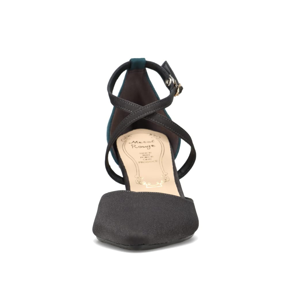 クロスストラップパンプス