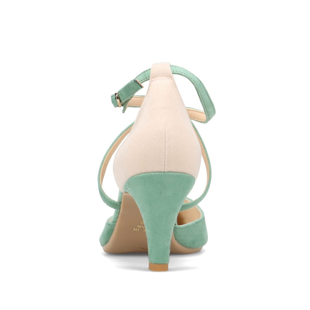 クロスストラップパンプス