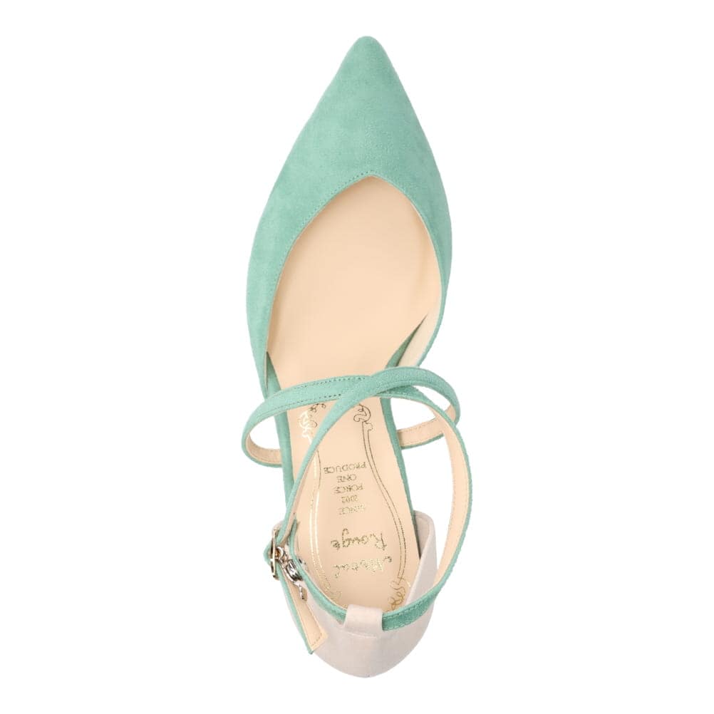 クロスストラップパンプス