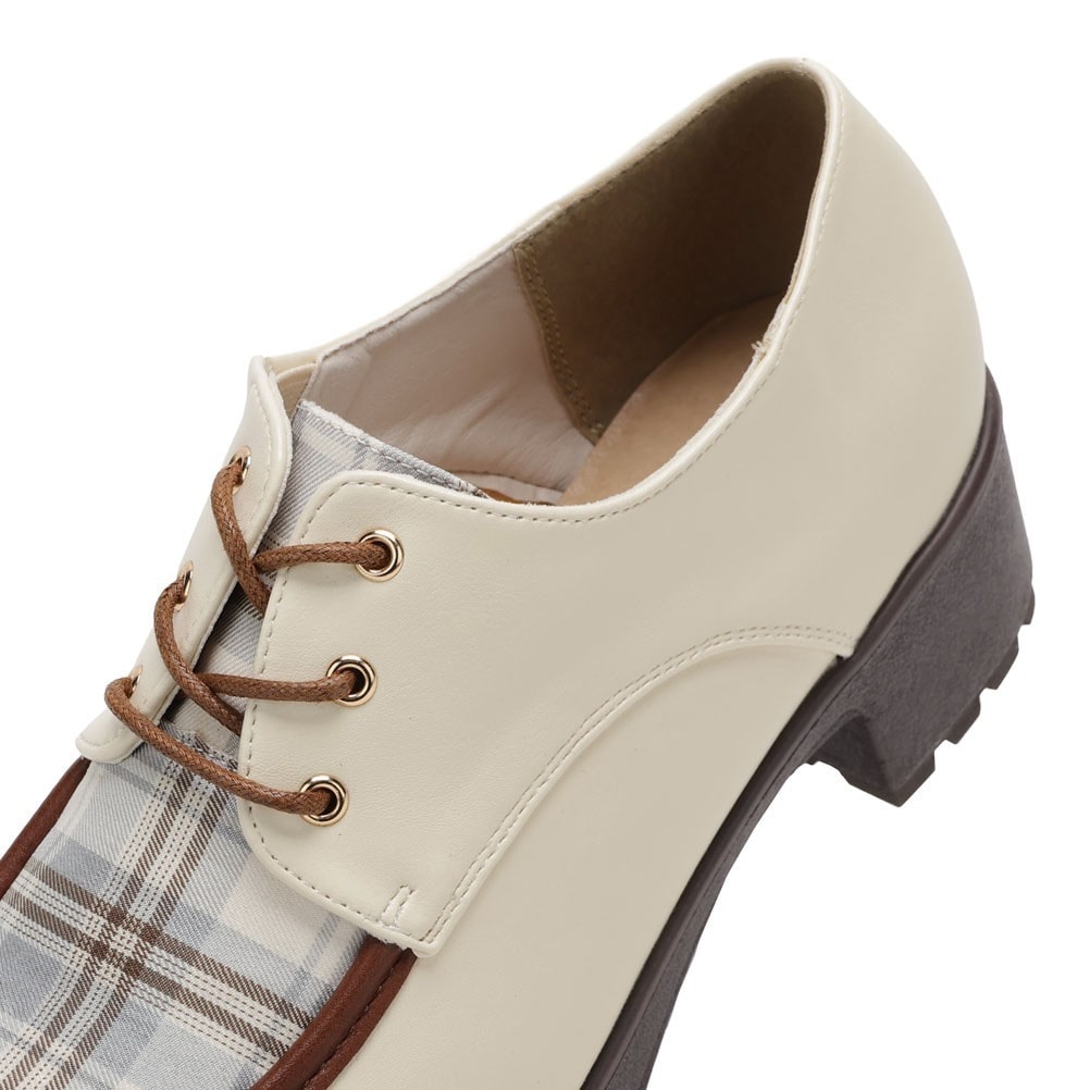 レースアップカジュアルシューズ