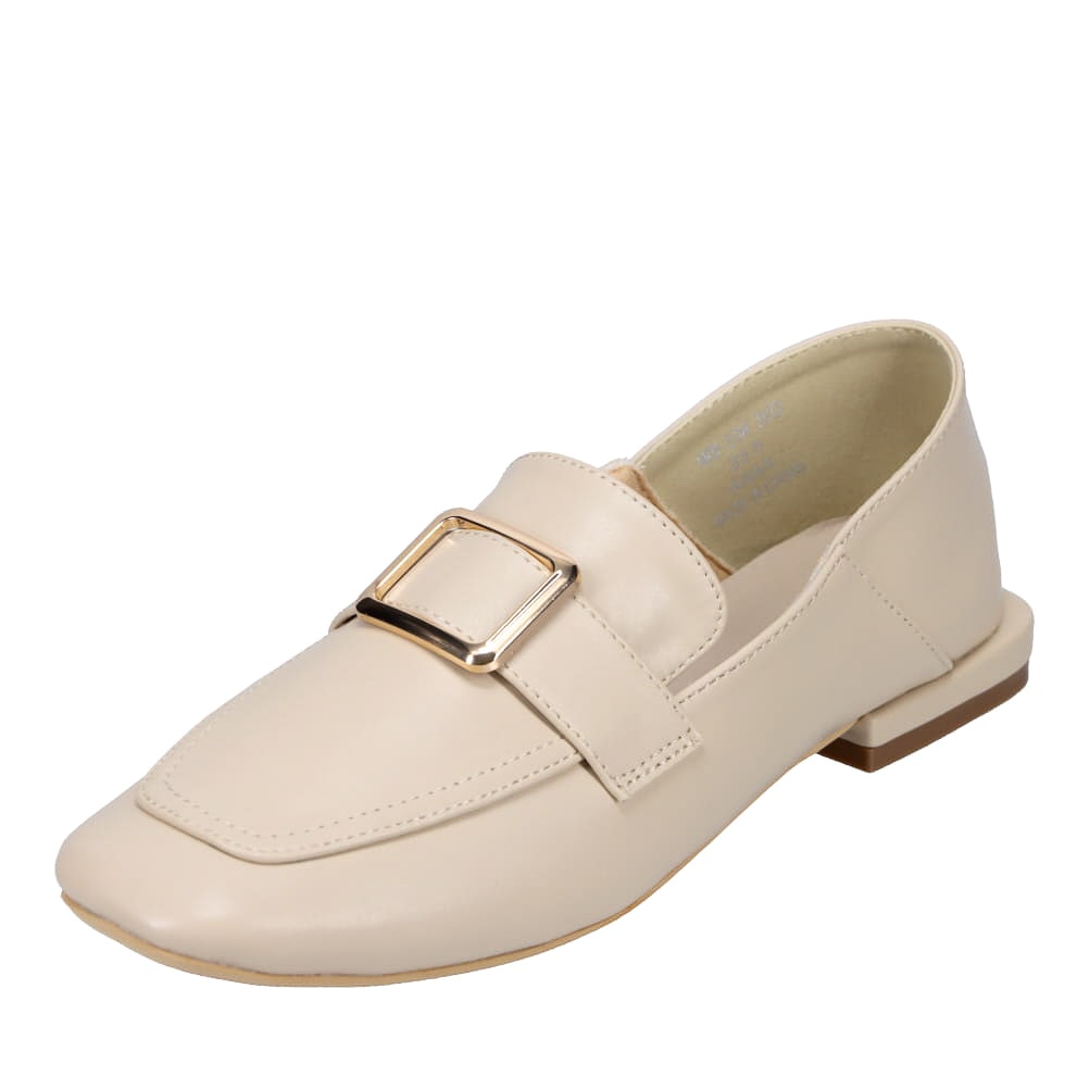 かかとが踏めるバックルモチーフカジュアルシューズ