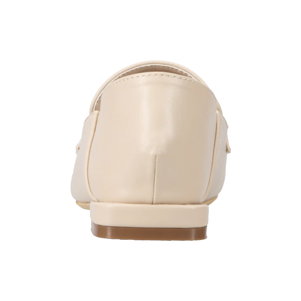 かかとが踏めるバックルモチーフカジュアルシューズ