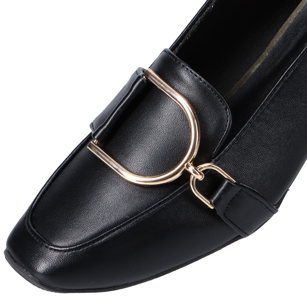 ゴールドバックルローファーパンプス