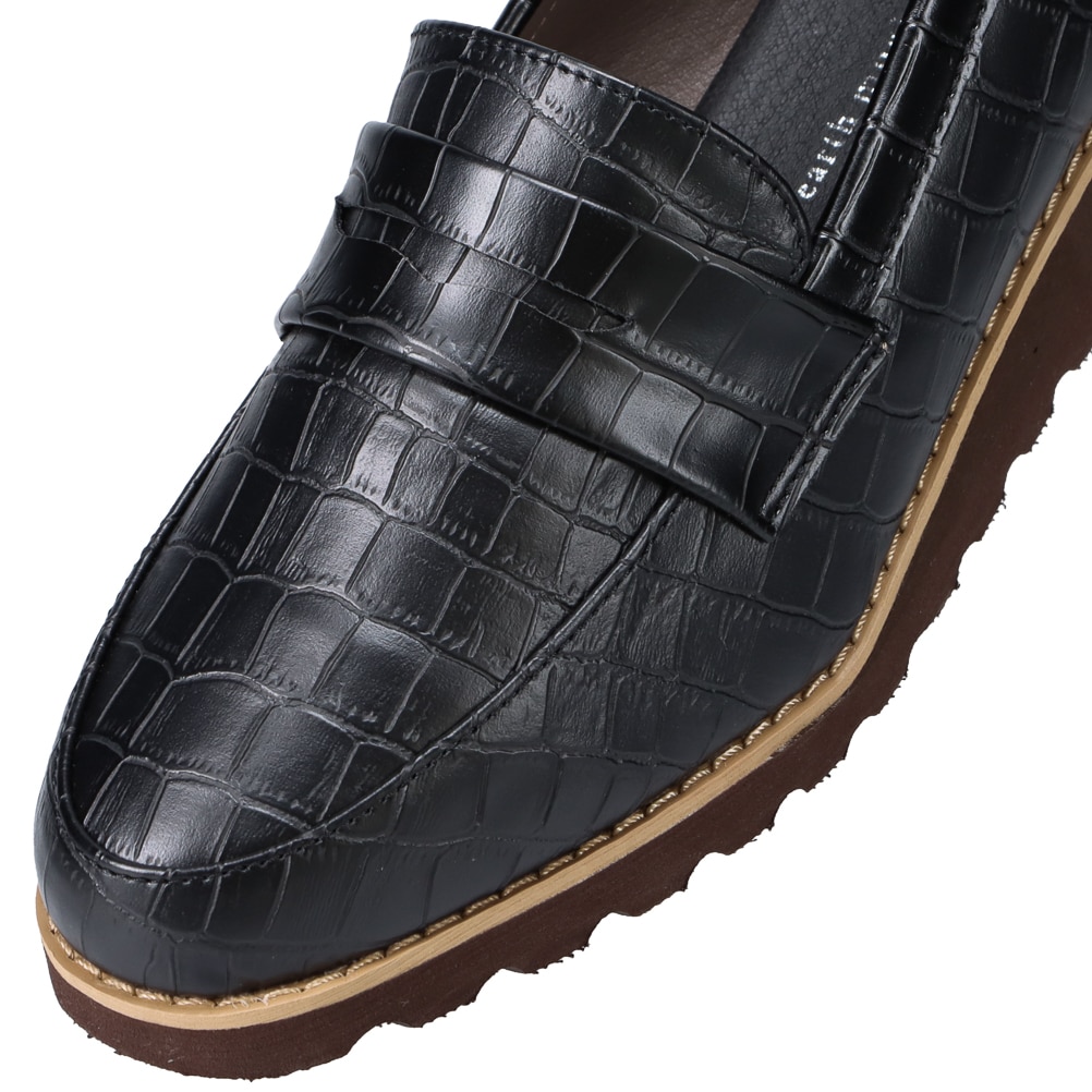 厚底ローファー