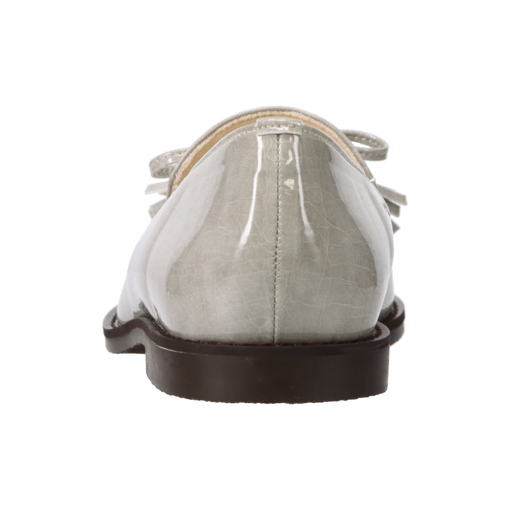 タッセル付きエナメルローファーパンプス