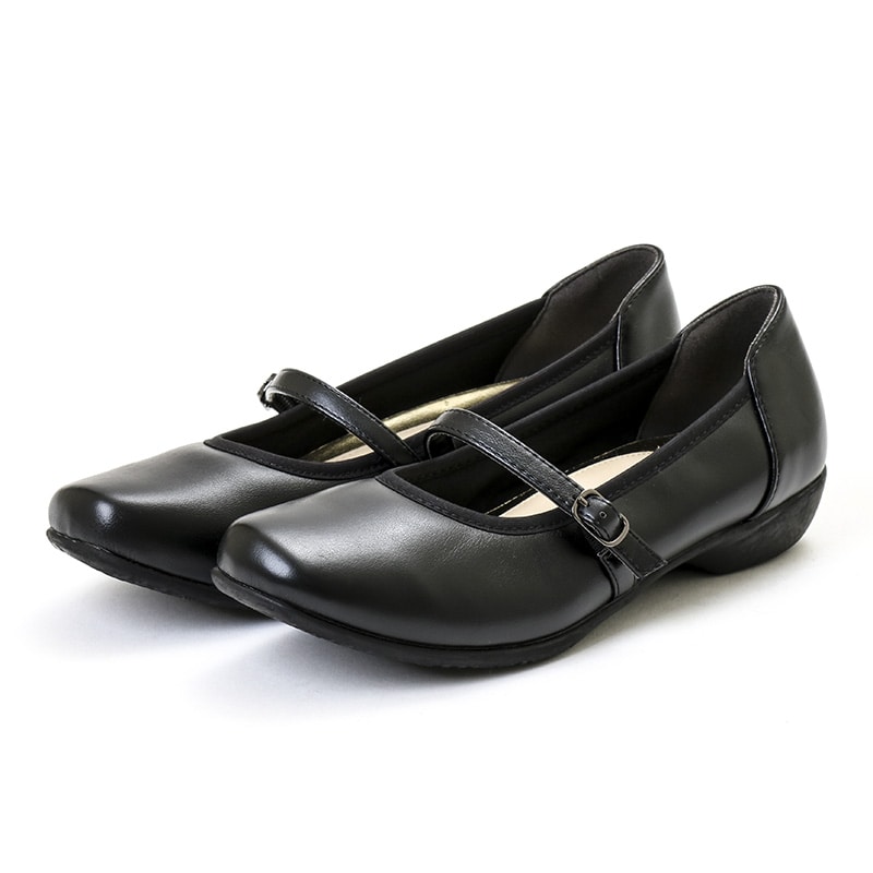 ラウンドトゥパンプス