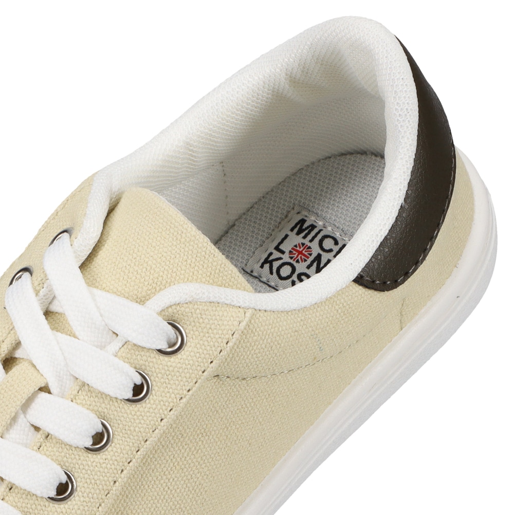 カジュアルシューズ