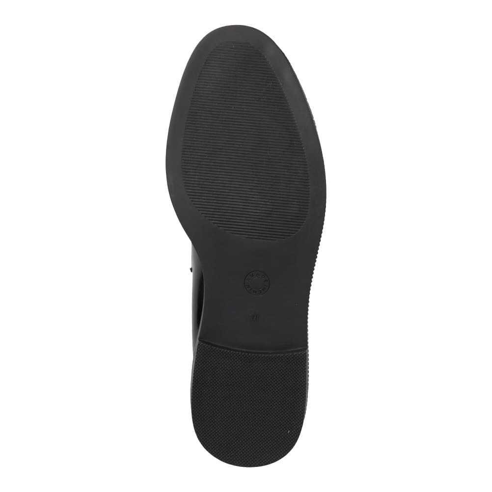 タッセル付きローファー