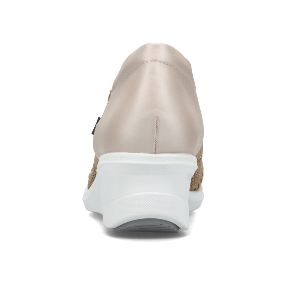 ヒールアップスリッポン