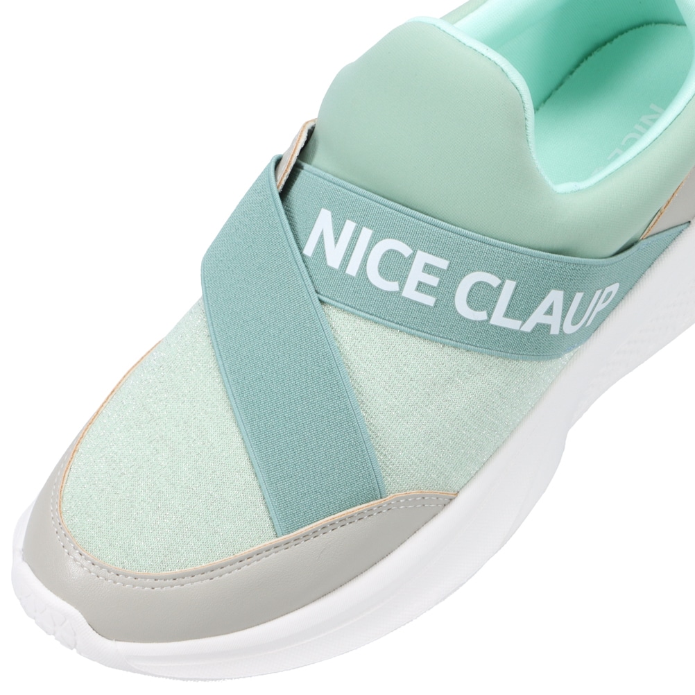 スリッポンシューズ