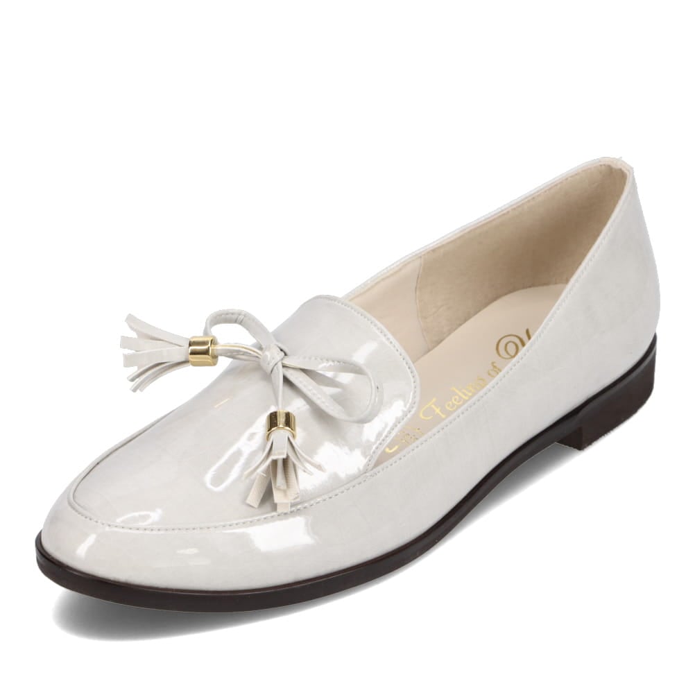 リボン付きローファー