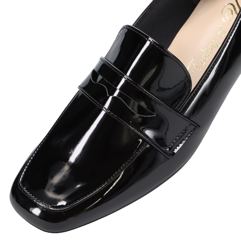 ローファーパンプス