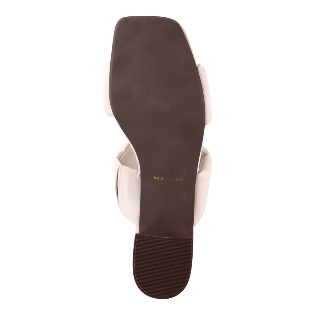 パデッドサンダル