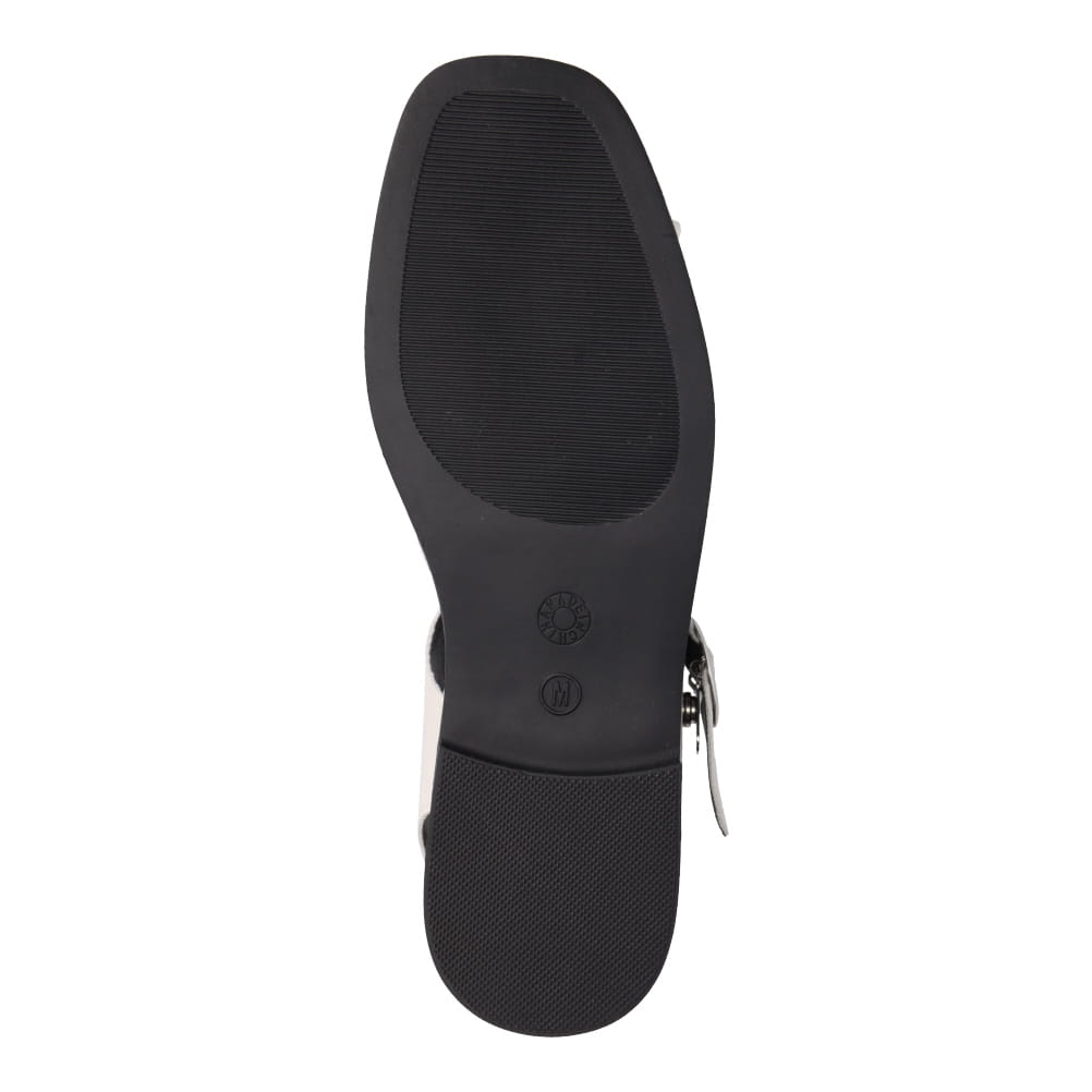 グルカサンダル