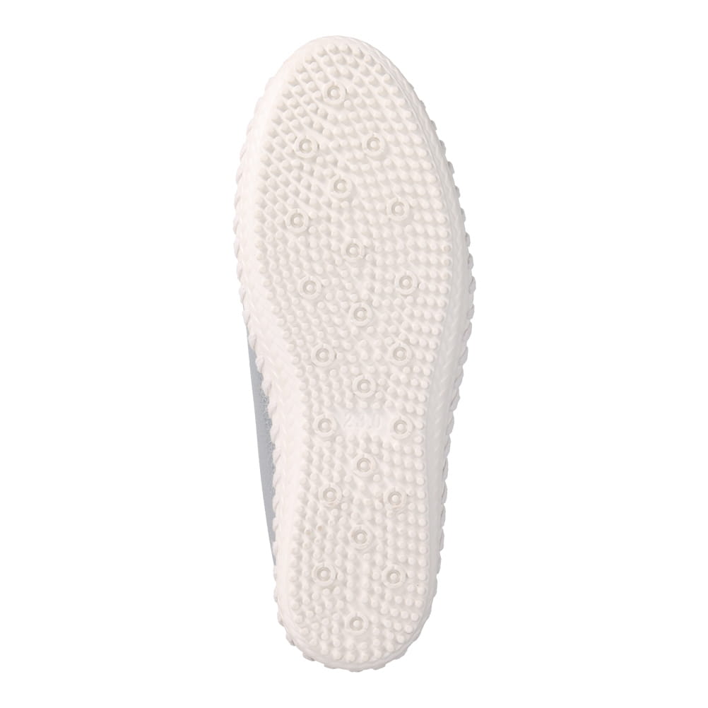 ドライビングシューズ