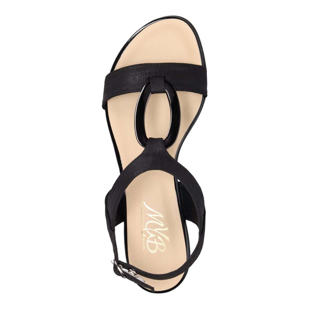 アンクルストラップサンダル