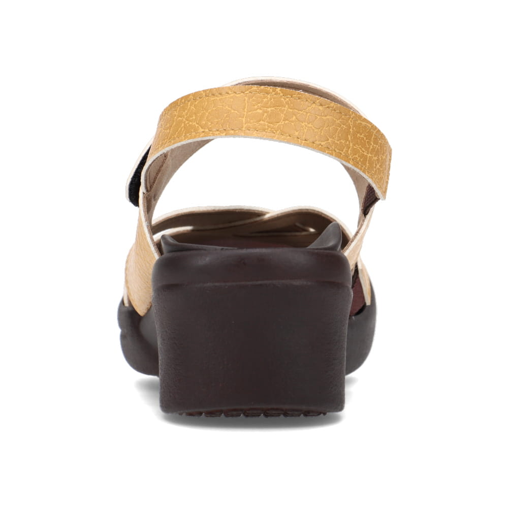 クロスベルトウェッジサンダル