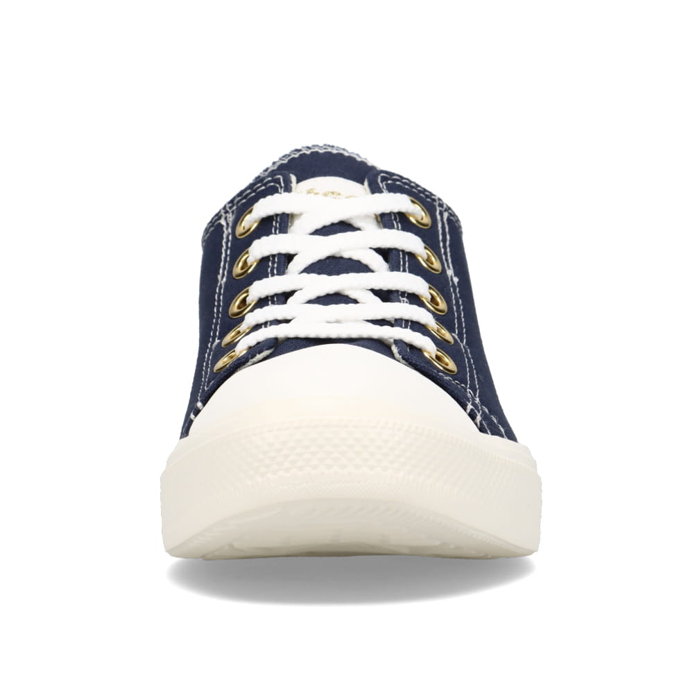 紐なしで履ける2WAYスニーカー