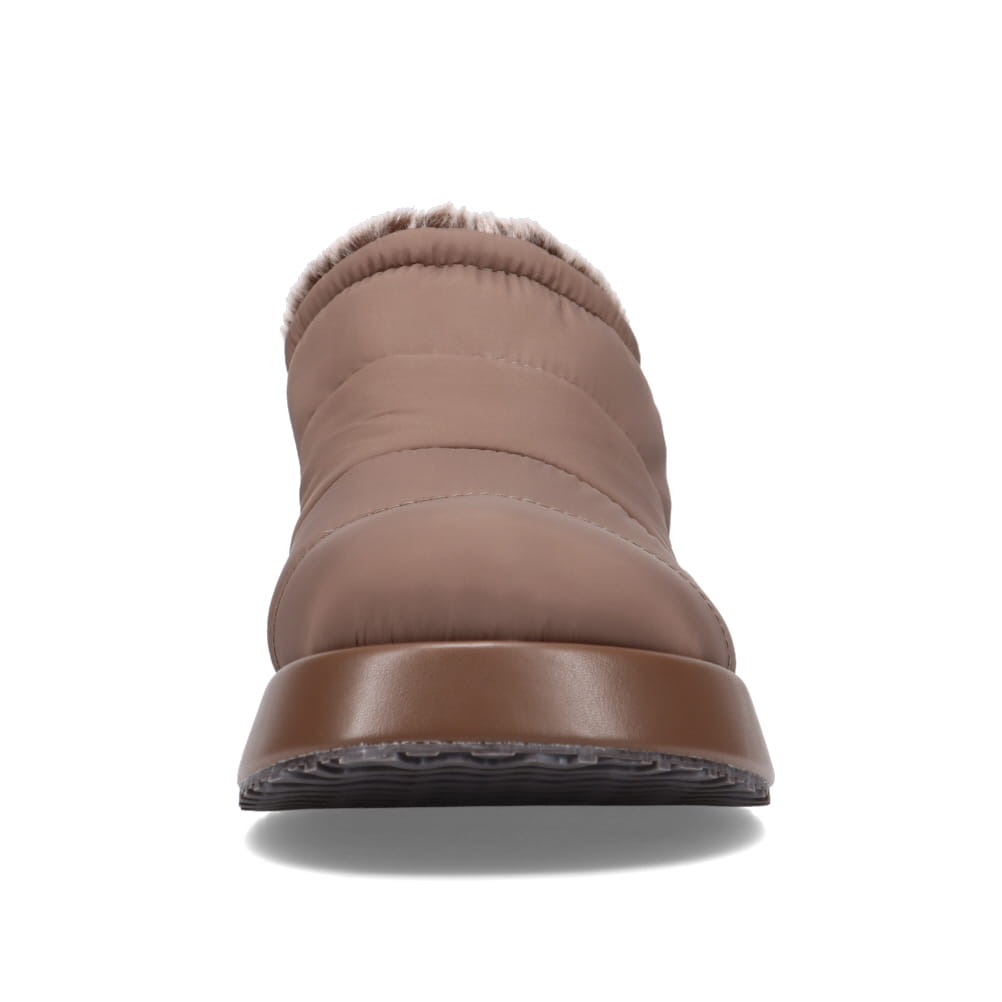 ダウン風サボサンダル