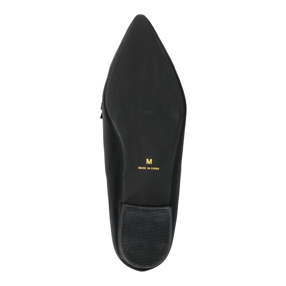 ポインテッドトゥビットローファー