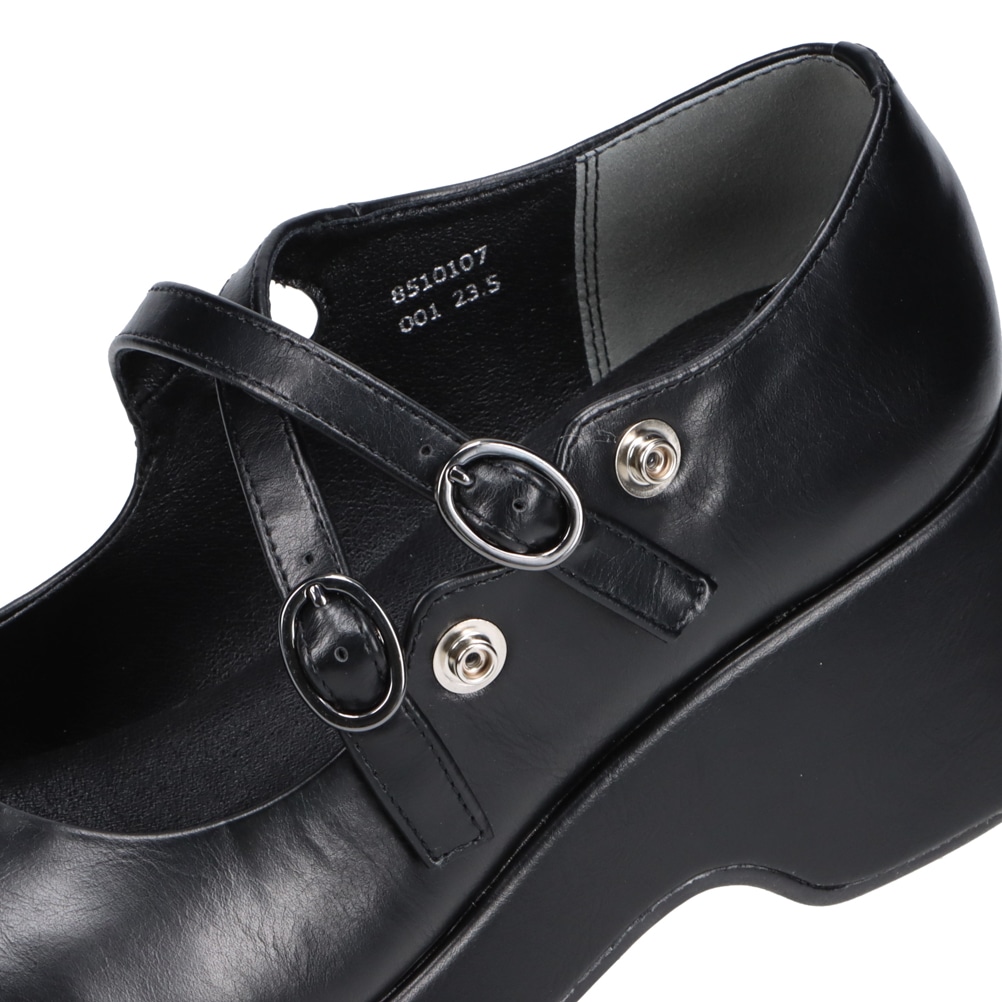 厚底ストラップローファー