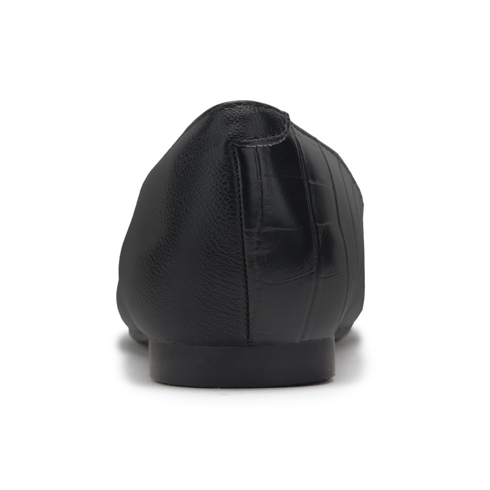 ポインテッドトゥパンプス