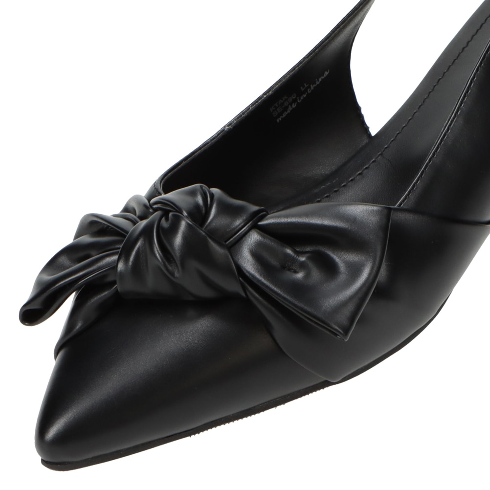 リボン付きポインテッドトゥパンプス