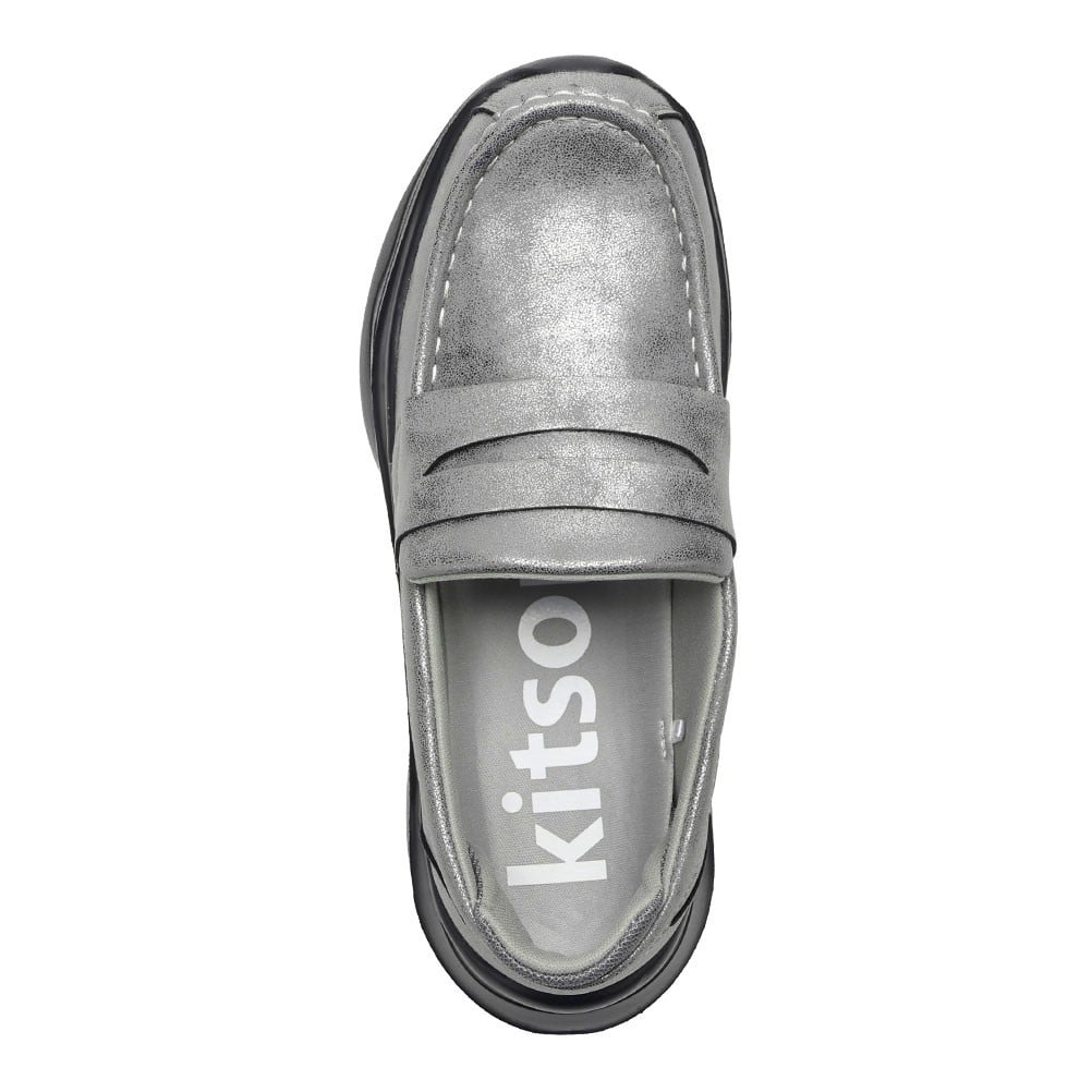 厚底コインローファー