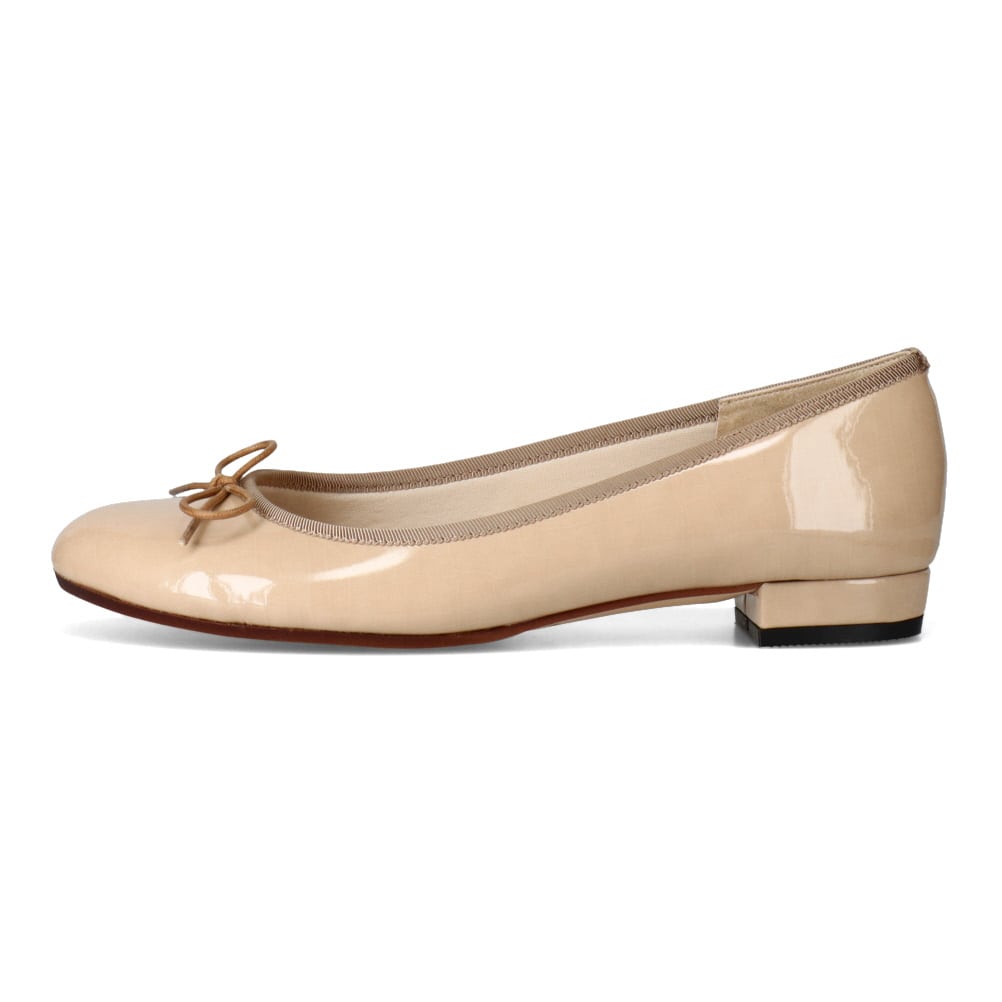 リボンパンプス