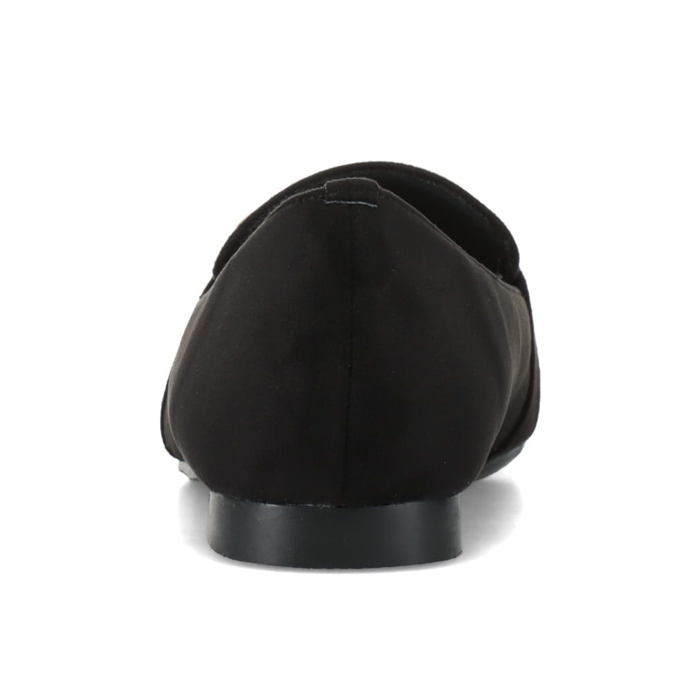 スクエアトゥローファー