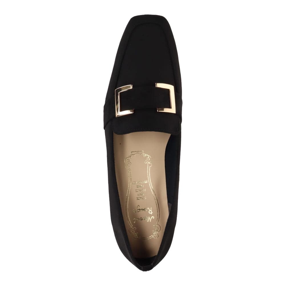 スクエアトゥローファー