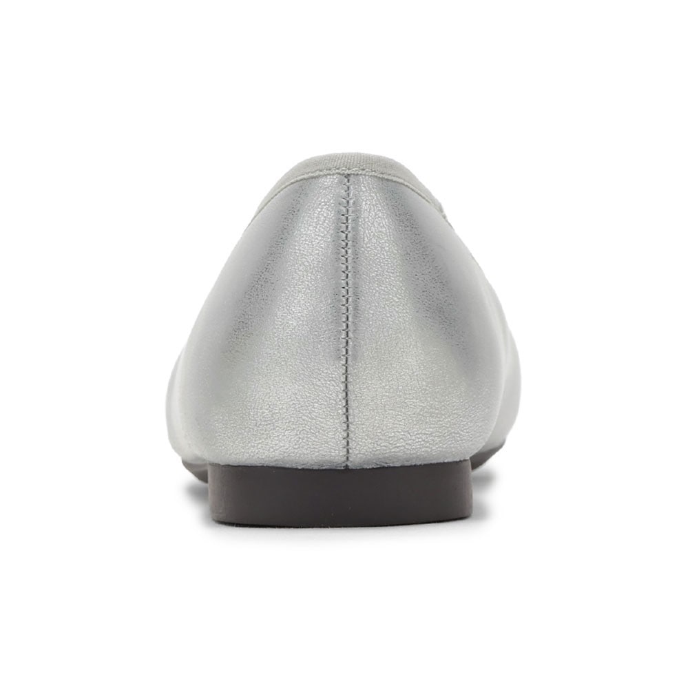 幅広 3E 防水 バレエパンプス ＜1.0cmヒール＞【22.5cm～24.5cm】