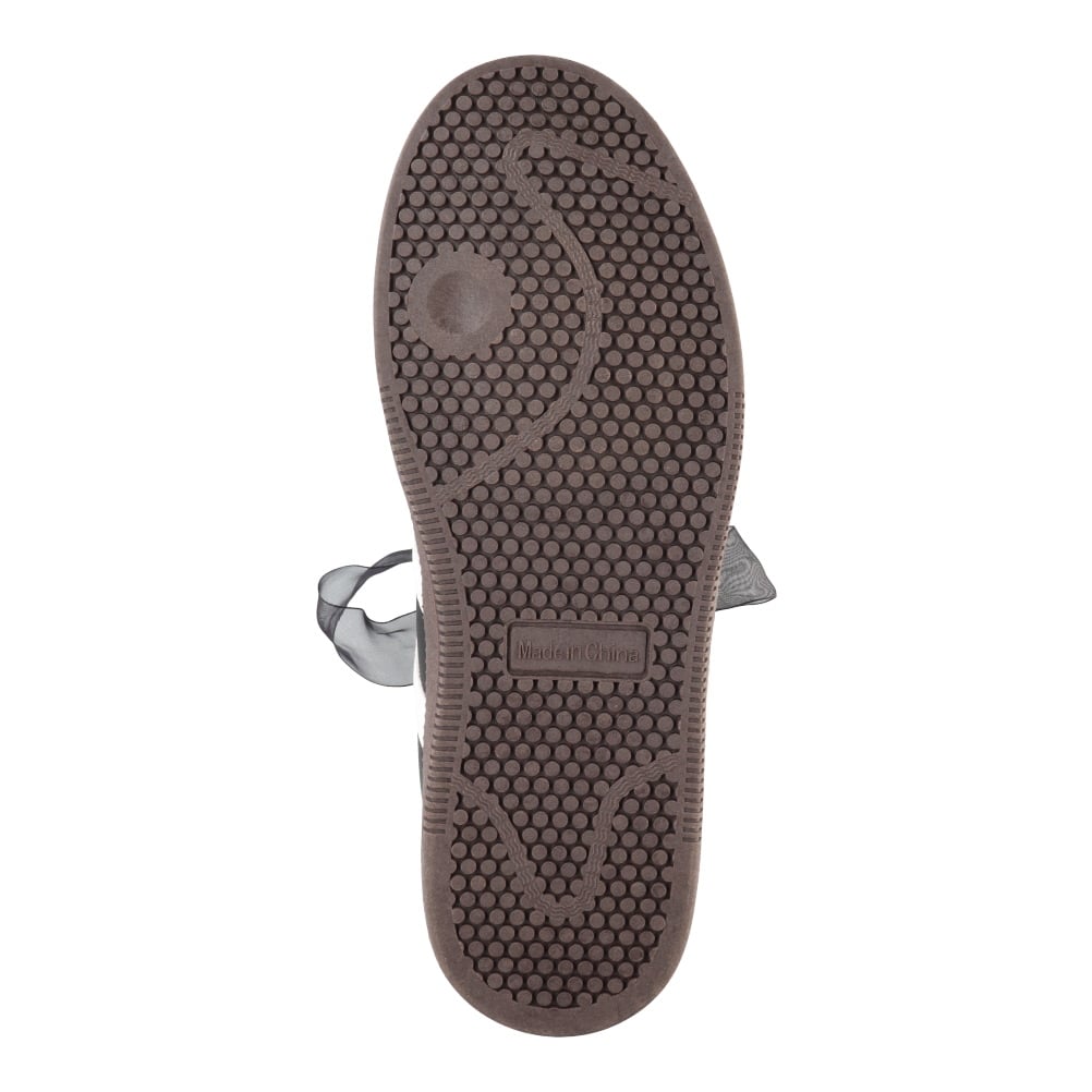 チュールレーススニーカー