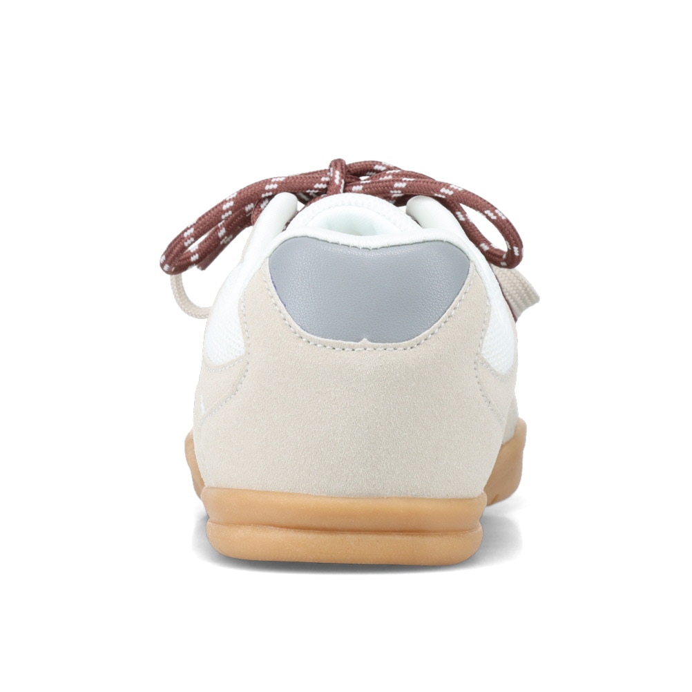 ロープロファイルスニーカー