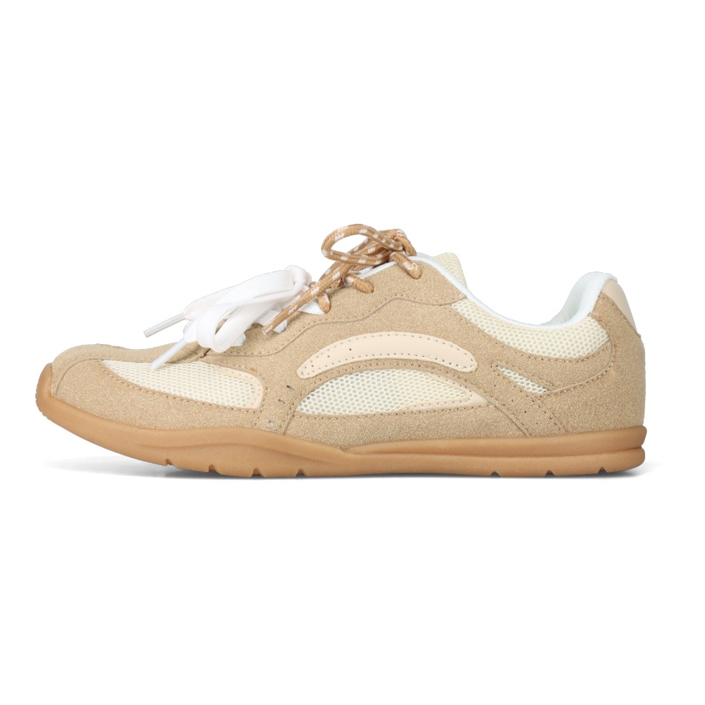 ロープロファイルスニーカー